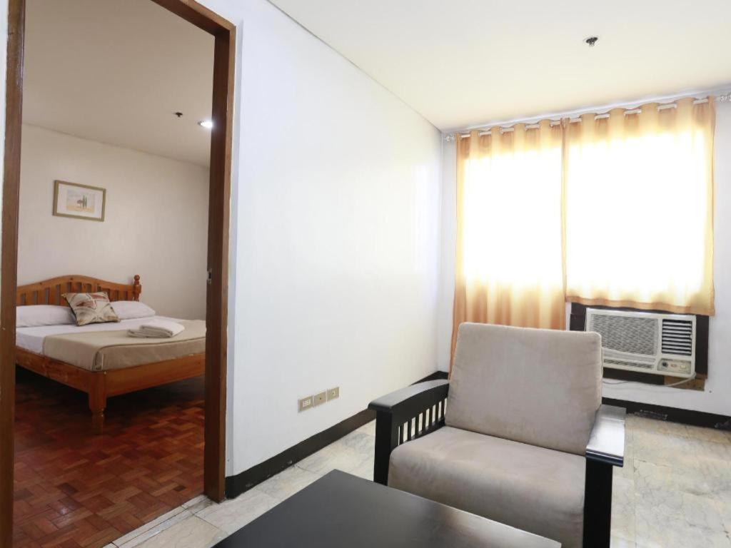 The Victor Hotel Makati City Exterior foto
