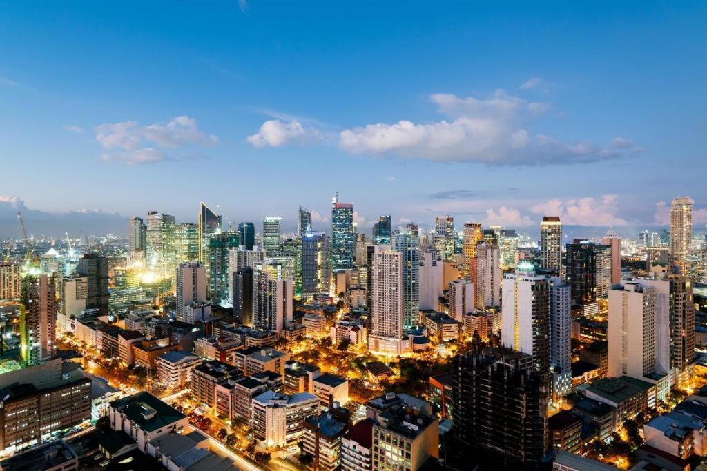 The Victor Hotel Makati City Exterior foto